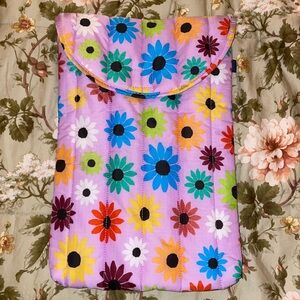Laptop Sleeve Rainbow Daisy Lilac BAGGU 16”
